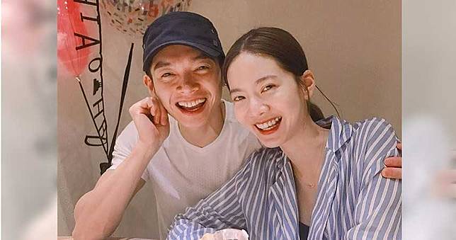 曾之喬PO一家三口照　甜喊辰亦儒「我的大情人」閃到眼睛痛