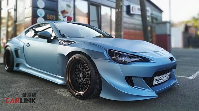 平民小跑 超跑改 Toyota 86 類lfa 混搭寬體版 Carlink鏈車網 Line Today