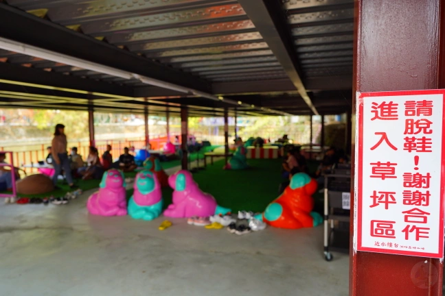 中部景點,斗六景點,斗六花旗木,近水樓台,近水樓台湖畔森林咖啡,近水樓台湖畔森林咖啡交通資訊,近水樓台湖畔森林咖啡停車場,近水樓台湖畔森林咖啡停車場花旗木,近水樓台湖畔森林咖啡門票,雲林IG打卡點,雲林景點,雲林網美景點,雲林花旗木近水樓台湖畔森林咖啡花旗木