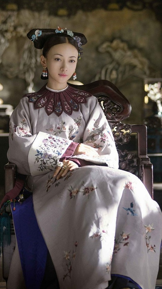 頂流小花的清宮劇造型10：吳謹言 飾演《延禧攻略》魏瓔珞