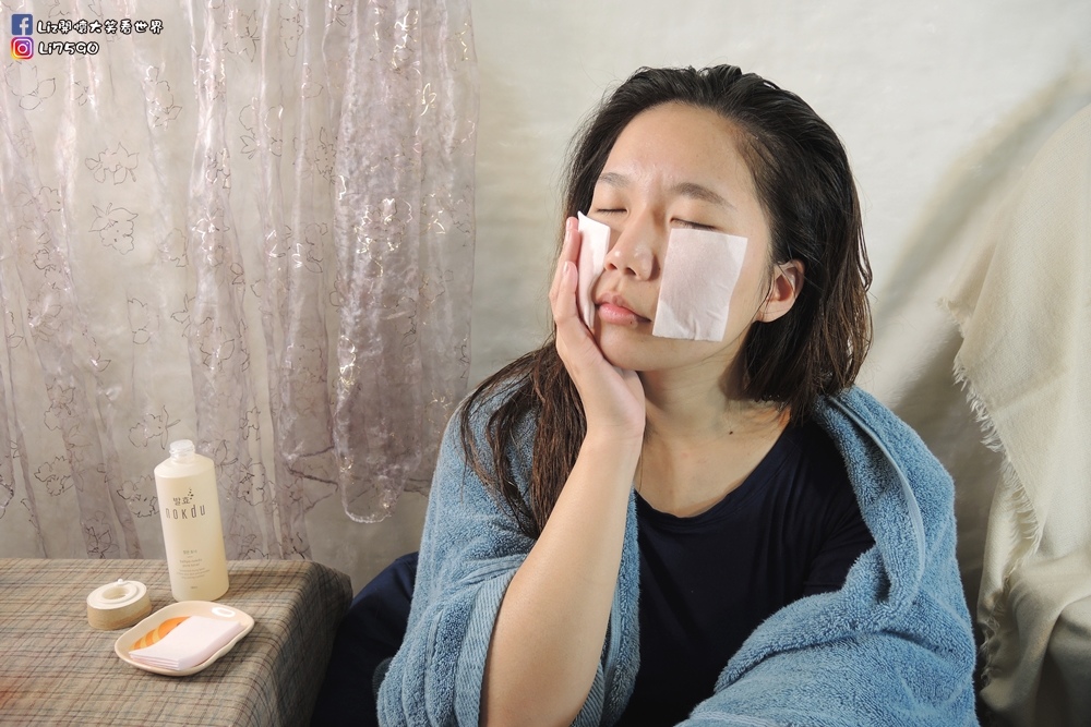 iHerbDSCN7074Liz開懷大笑看世界.JPG