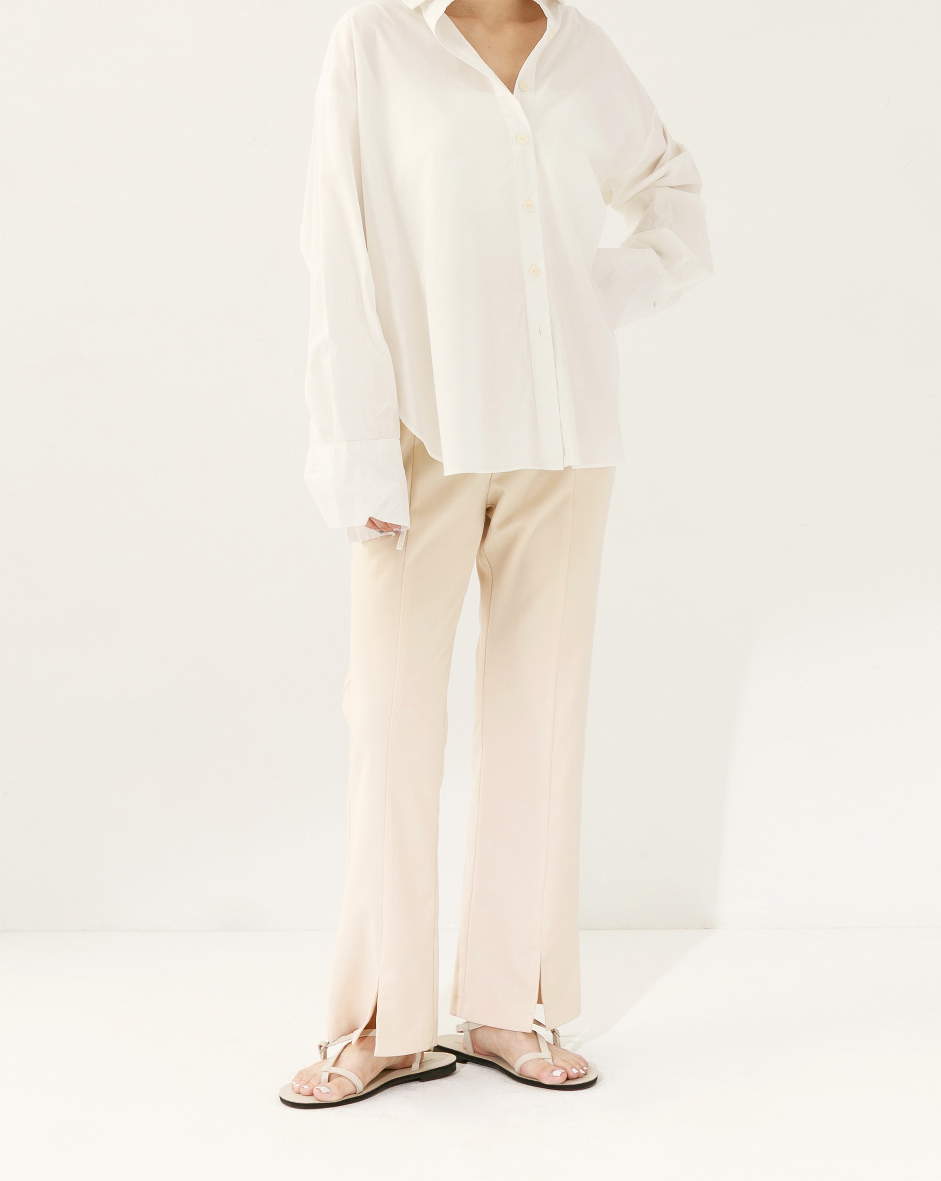 前開衩小喇叭西裝褲-Meierq