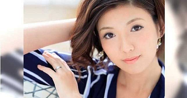 丈夫3年不交功課！美女主播爆「入黑暗界止渴」　逆天蜜桃超吸睛