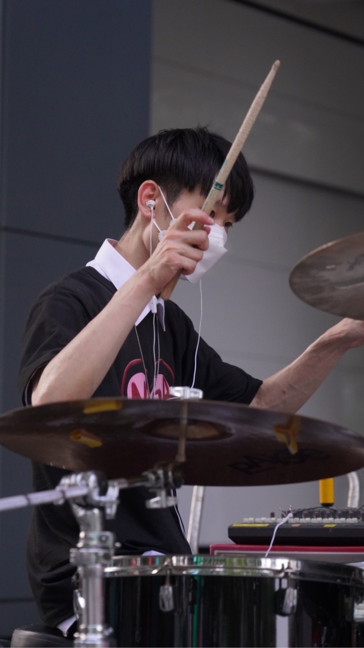 鼓手紫毛drummer