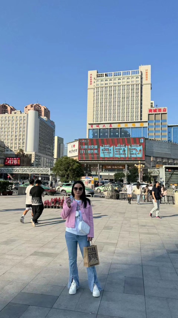 陳景華-迎家（西南）旅行社