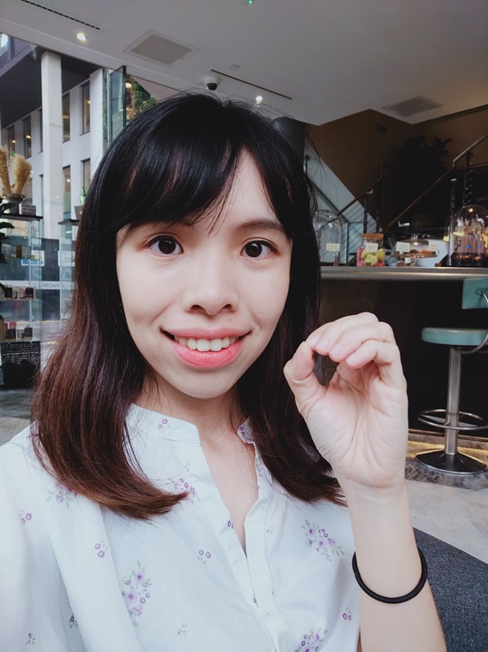 OPPO R17 開箱動手玩，跑分、拍照、續航力表現全都測