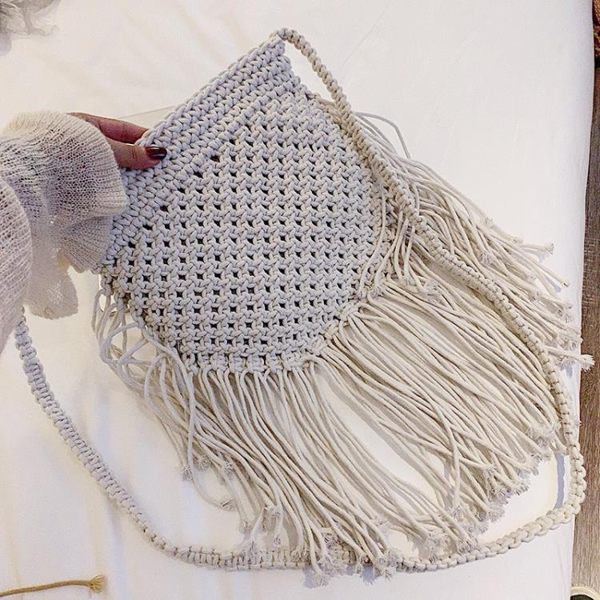 流蘇裙子草編包女夏天201新款洋氣單肩包韓版斜垮包休閒編織包包