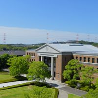 同志社大学理工学部電子工学科