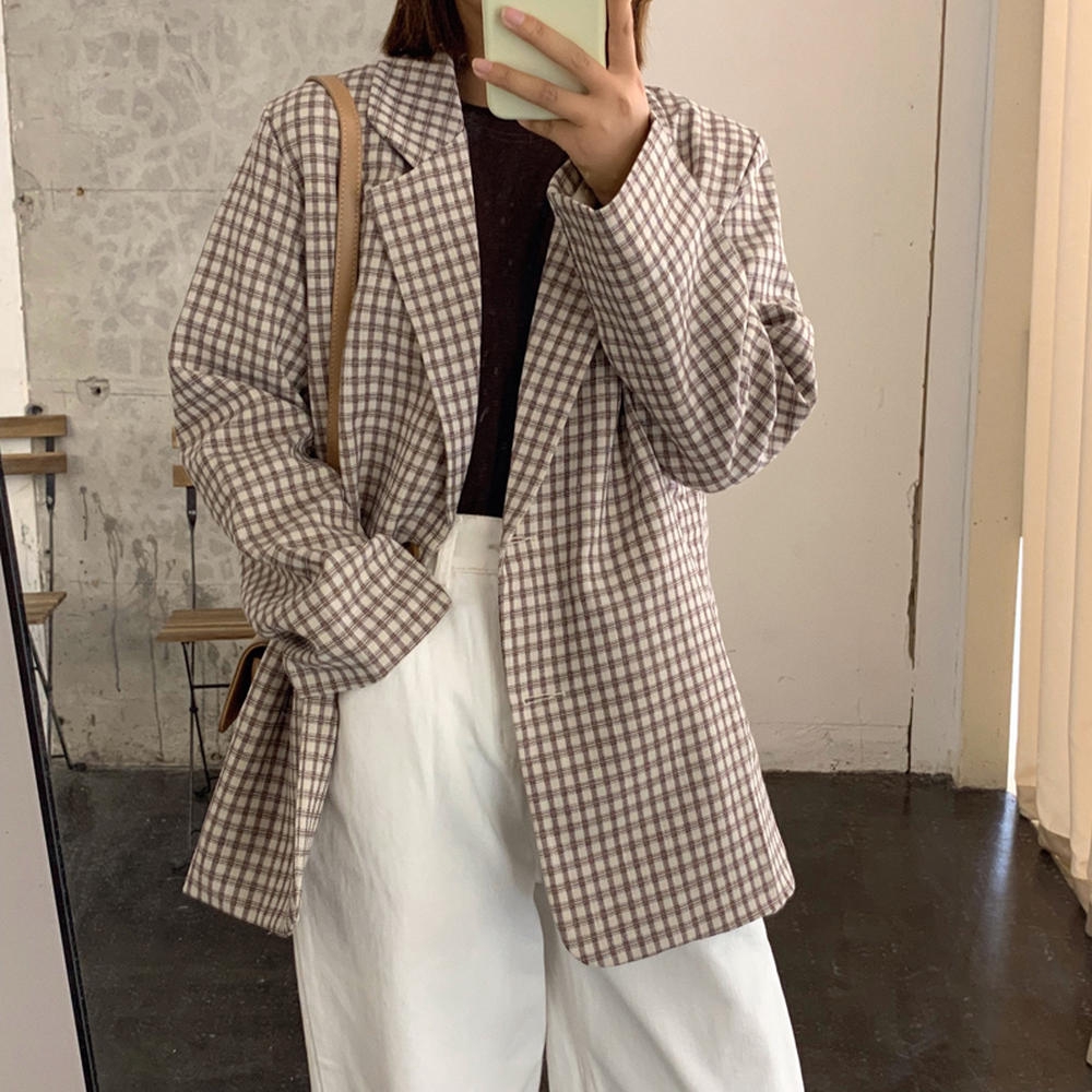 【產品簡介】【尺碼】：肩寬43 胸圍108 袖長57 衣長74 單位：cm 平鋪手工測量尺寸，可能有1-2釐米誤差，僅做慘攷哦！ 【賣場簡介】1，歡迎光臨peppermint薄荷，我們致力於為您提供物