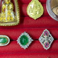 JPN jewelry & antiques