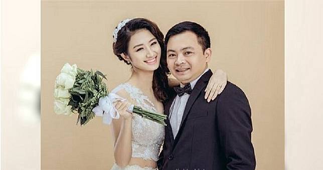 明星閃嫁大19歲富商　婚照曝光網全怒了