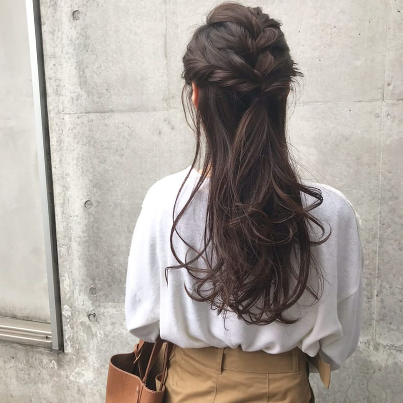スーパーロングヘアのヘアアレンジ特集 アップもダウンも自在なヘアでオシャレ度をup Mine