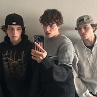 Sturniolo triplets 👀💐