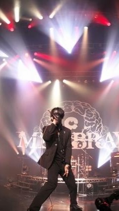 พูดคุย , cover เกี่ยวกับ J-rock & visual kei