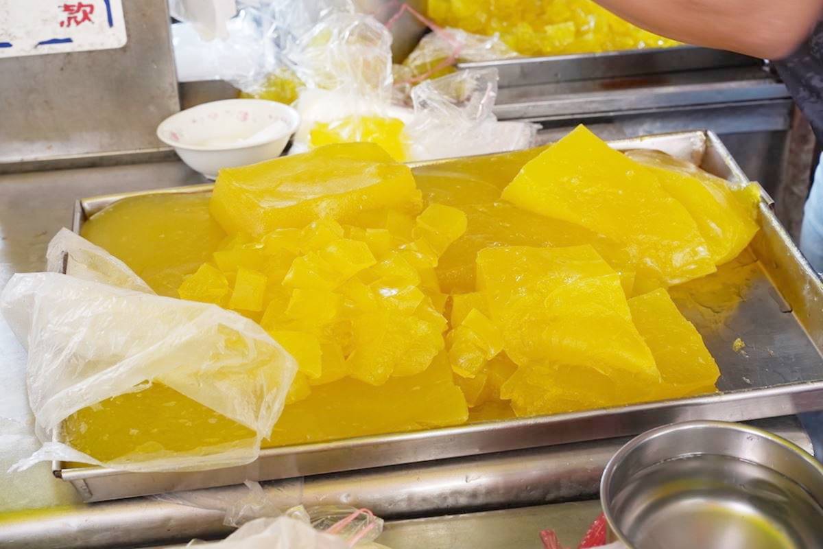 鹿港老字號巡禮！銅板價８家：外媒最愛百年伴手禮、30元開吃、市場秒殺麻糬