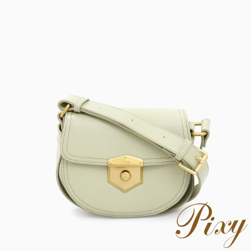 輕奢華鎖頭設計，硬挺小包包精緻度UP！