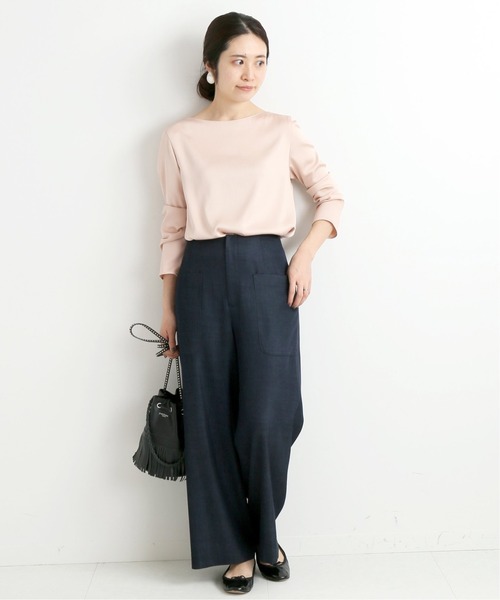 粉紅雪酪色船領襯衣