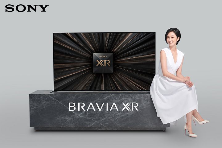 為了慶祝 BRAVIA XR 系列上市，Sony 特別邀請金馬影后桂綸鎂擔任代言人。