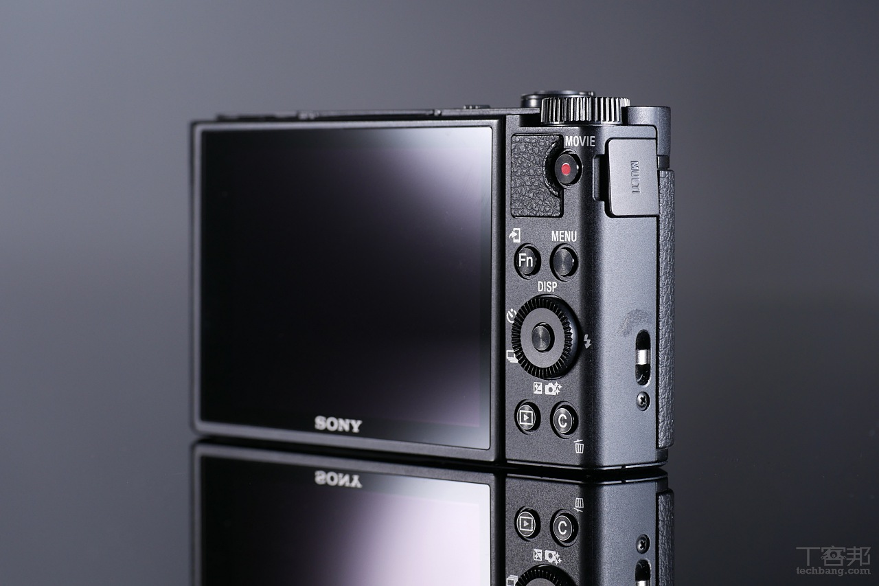 世界最輕巧，28 倍變焦的掌中長砲 Sony DSC-HX99 實拍評測