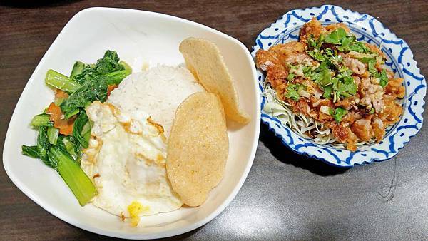 【三重美食】暹羅廚房-平價又美味讚不絕口的泰式料理餐廳 【三重美食】暹羅廚房-平價又美味讚不絕口的泰式料理餐廳