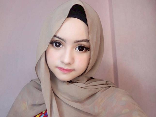 Kenalan Dengan Barbie Gel Si Gadis Cantik Berhijab Yang Viral Di