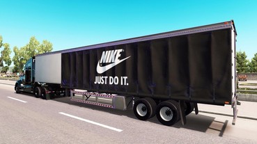 一輛裝滿 Nike 球鞋的運貨卡車被洗劫一空