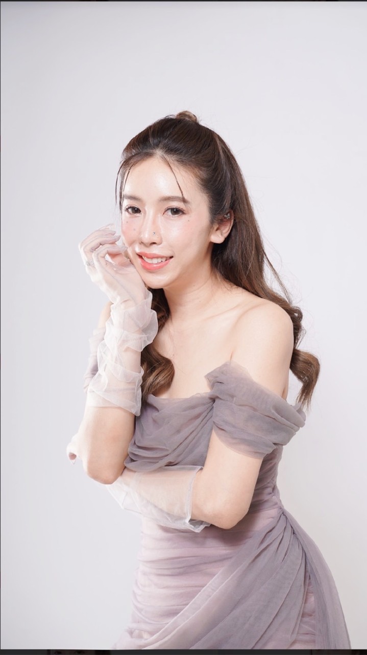🎊คุณวรา มุ่งหน้ารวย🎊