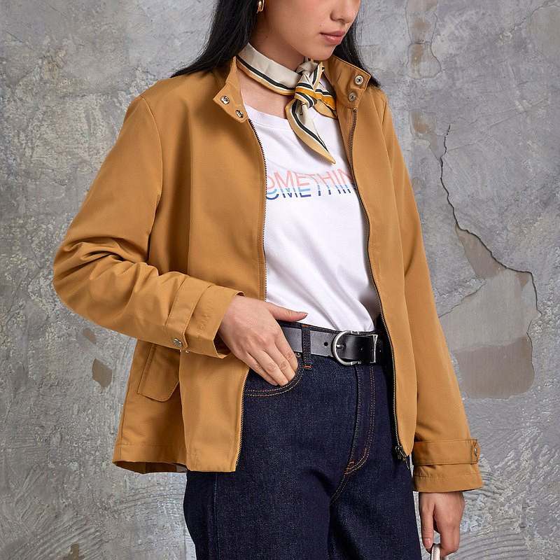 SOMETHING 單層設計防風外套 (淺卡其) #外套