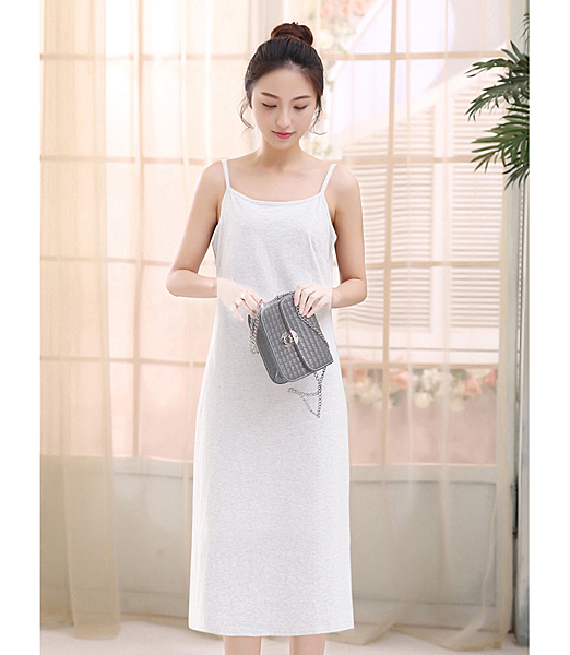 四季防走光防透明洋裝基本必備款n柔軟針織棉材質 舒適透氣n也可當夏日居家穿著