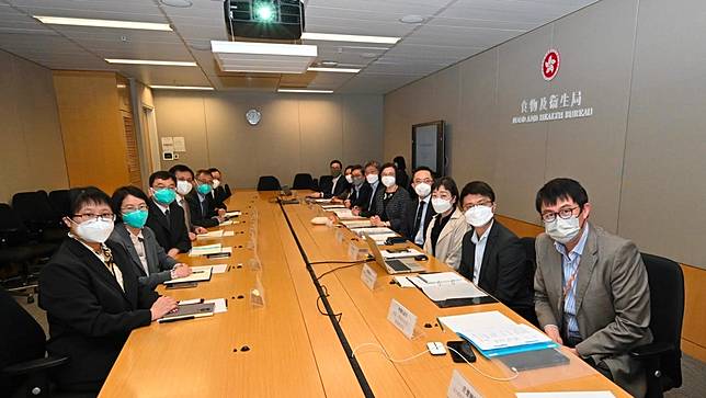陳肇始與闞飆率領的內地防疫專家團開會 商台新聞 Line Today