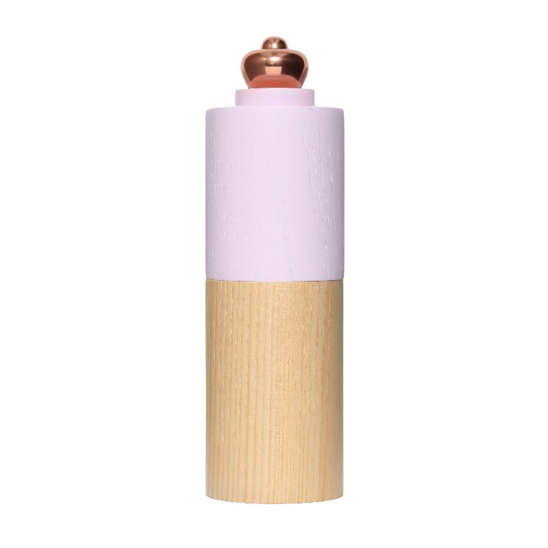 產品特色 舊金山新銳設計品牌BONNSU 簡約色塊手工上色呈現現代設計魅力 以法國及北美高級白蠟木與山毛櫸木手工製作 有著金屬與木頭結合的獨特質感，以撞色色塊拼出如積木般的幾何外型 由師傅一個個手工上