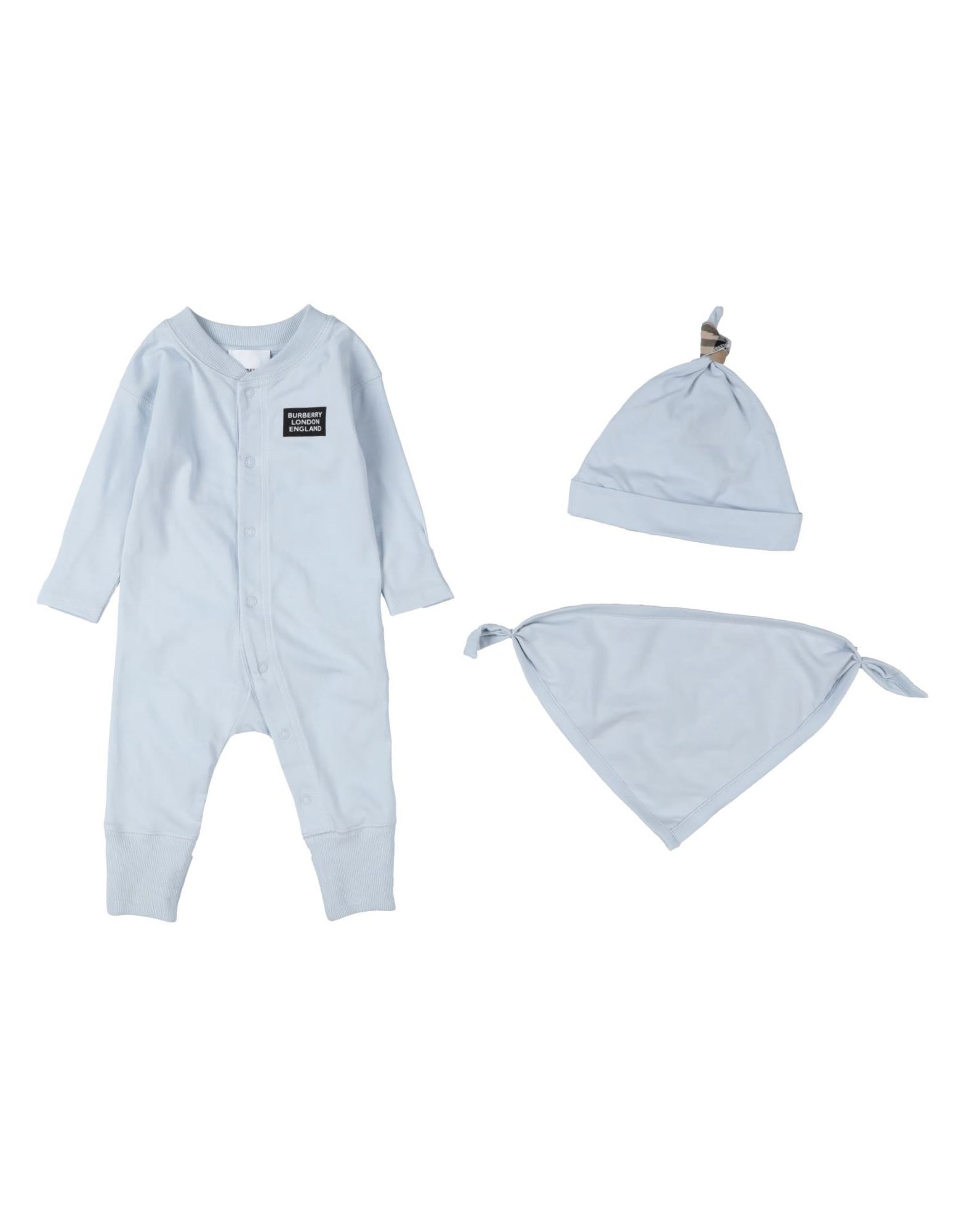 jersey, logo, basic solid color, round collar, long sleeves, snap buttons fastening, front closure, 