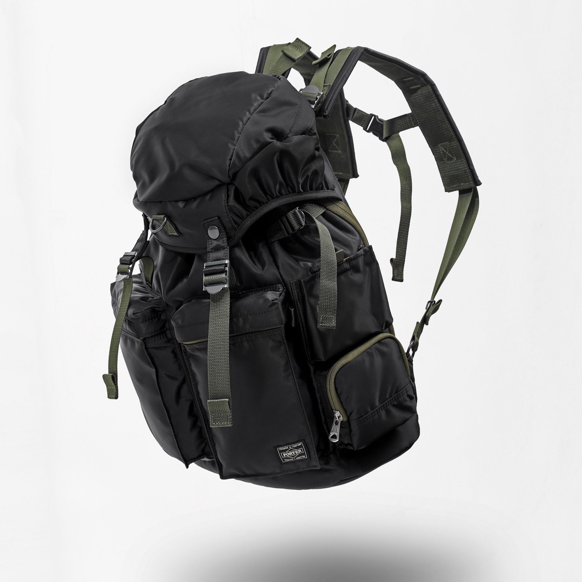 TANKER(タンカー) 2WAY DUFFLE BAG | 吉田カバンホームページ