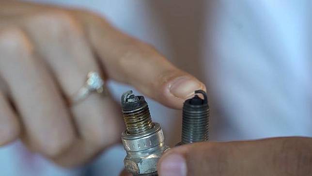 Ini Busi yang Cocok untuk Motor 2 Tak Ini Busi yang Cocok untuk Motor 2 Tak