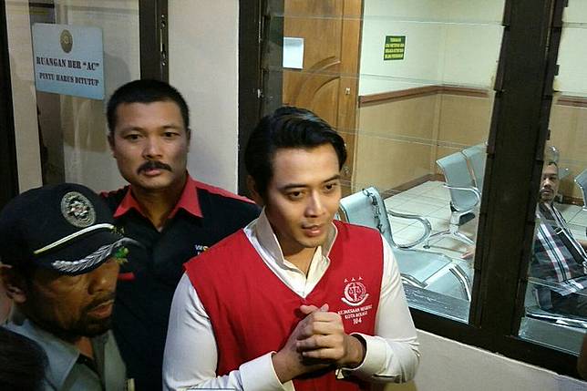 Tuduhan Tak Terbukti, Kriss Hatta Lebih Bahagia Hilda Vitria Dihukum Tuhan