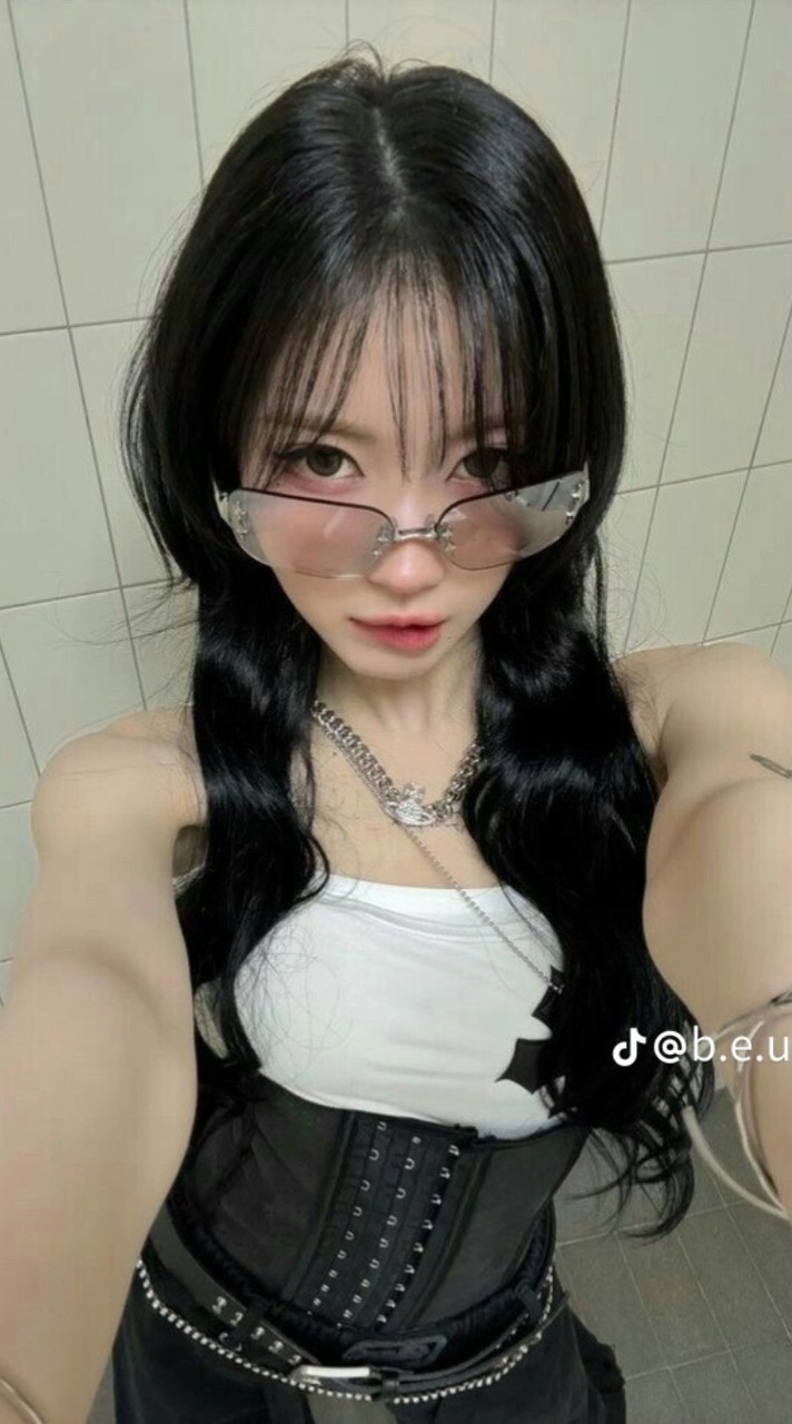 Cover  babymonster