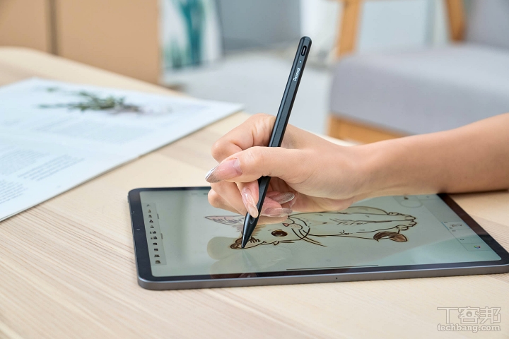 iPad 最佳入門夥伴，Penoval AX 手寫筆輕巧高續航開箱體驗！