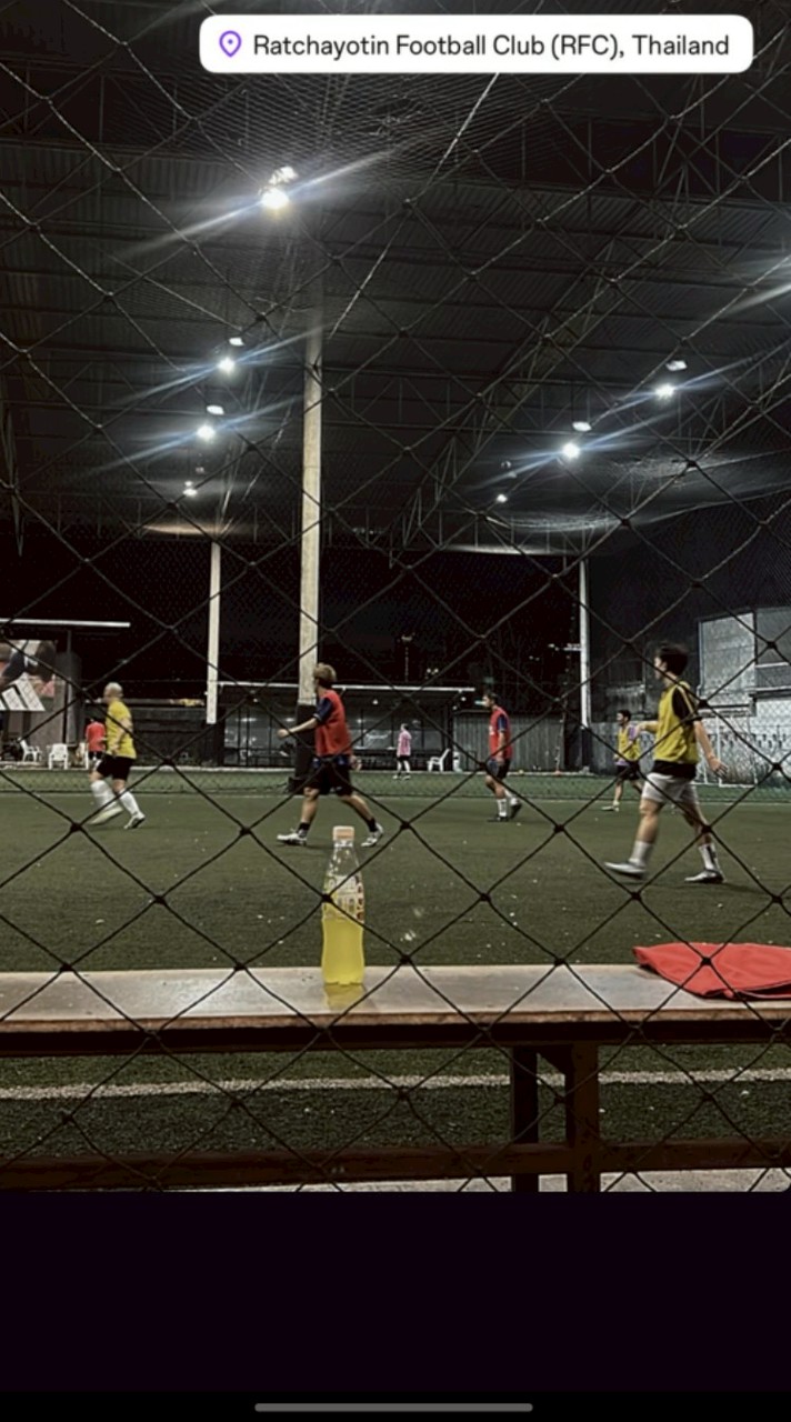 เตะบอล 18:30-20:30 สนามรัชโยธินฟุตบอลคลับ (รัชดา36)