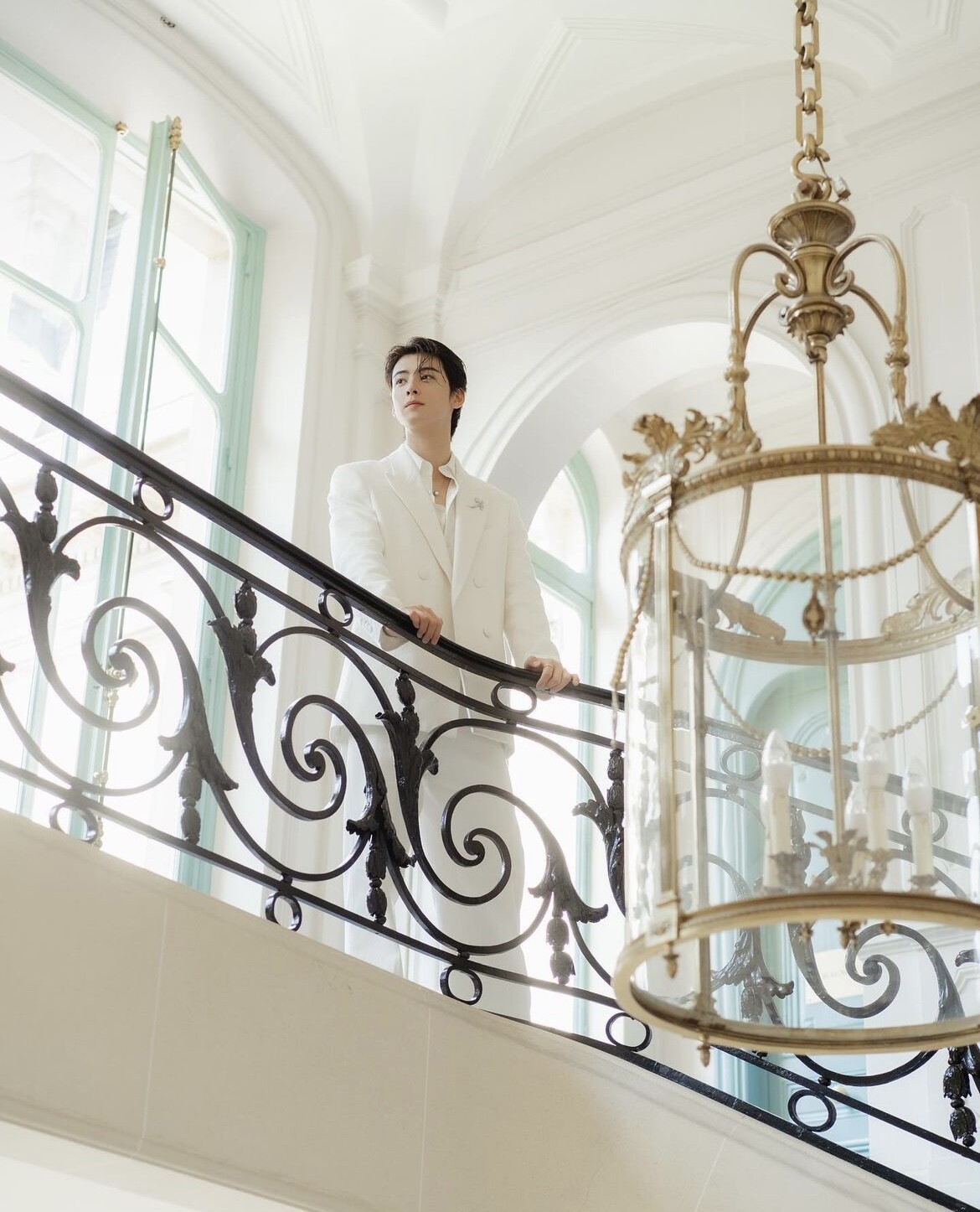 那些網讚拍超好的「韓星廣告代言照」：韓韶禧和車銀優高顏值合作、Jennie廣告像拍雜誌