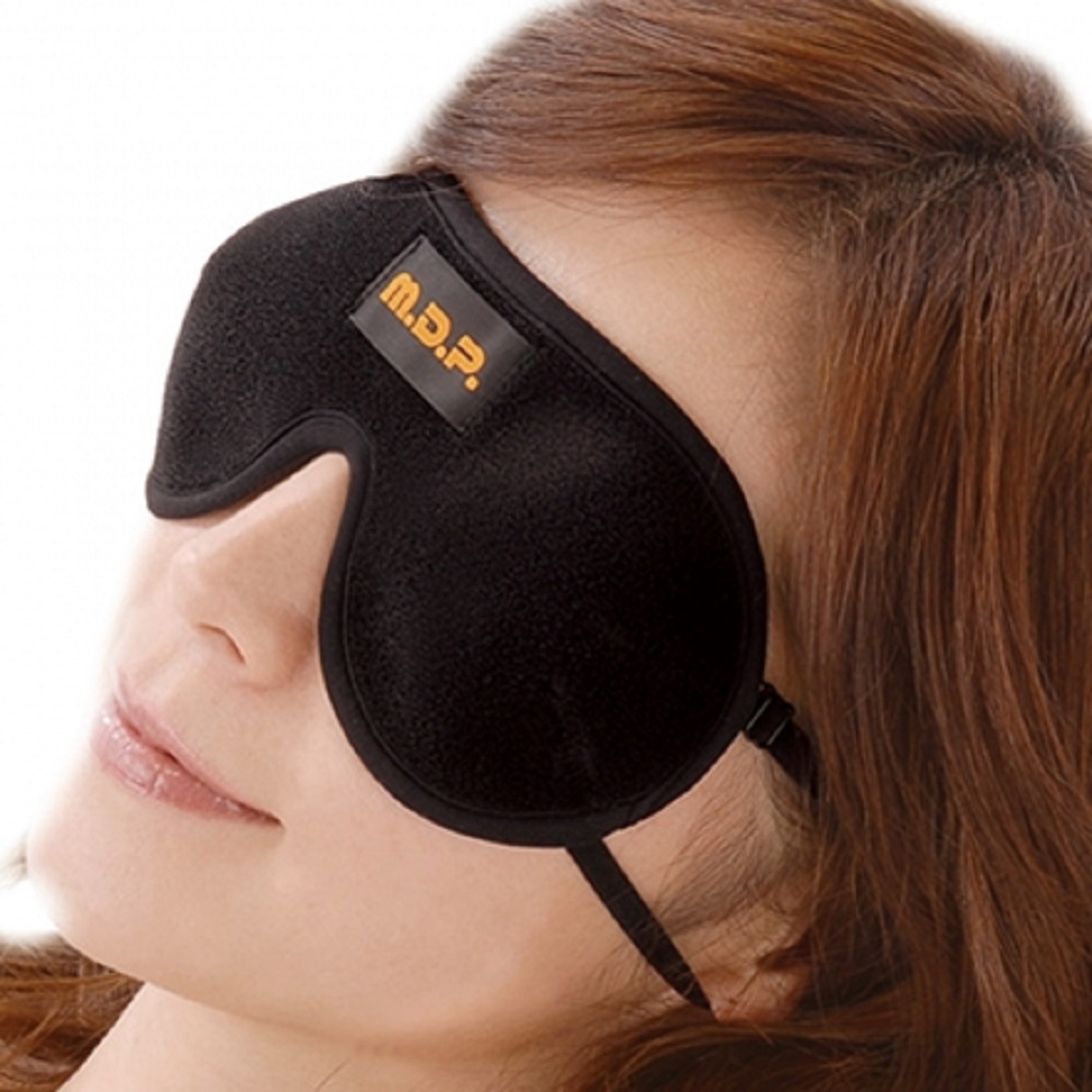 ★內層為混紡銅纖維材質，利用銅導熱快特性蓄熱保溫★外層以雙向透氣布質，溫暖而不悶熱★礦石磁性的紅外線以促進循環功效★不需插電，輕鬆攜帶**非自體發熱商品**