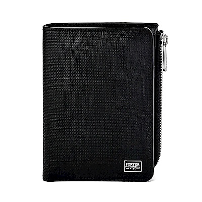 表面特殊壓紋處理，精湛工藝精緻鐵牌識別，剛毅典雅六角切邊卡夾設計，使用順手紳士實用配件，睿智之選PORTER INTERNATIONAL