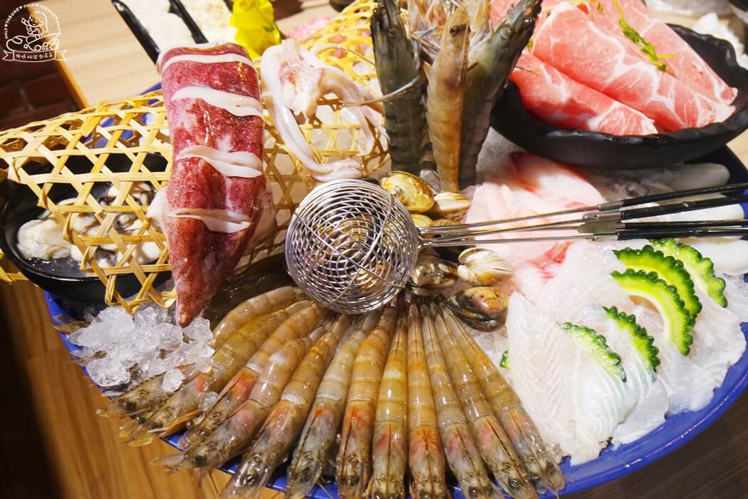 肉多多海陸雙絕