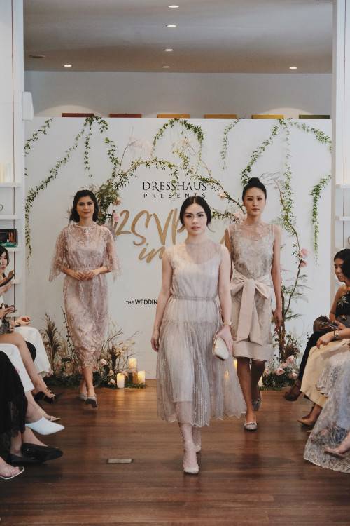 Situs Online Ini Tawarkan Ragam Baju Untuk Pesta Pernikahan Harpersbazaar Co Id Line Today