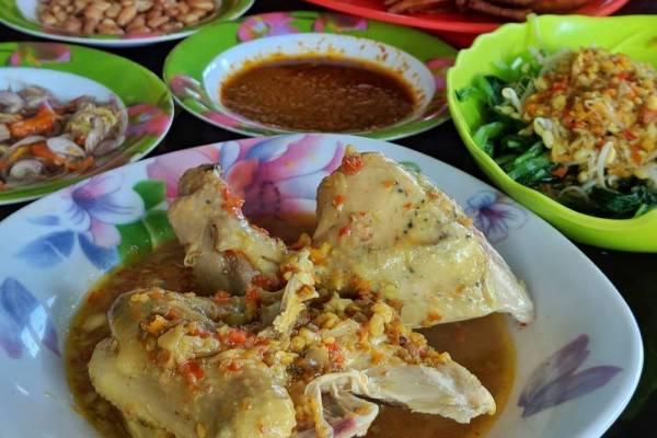 12 Warung Ayam Betutu Pedas Paling Nikmat Di Bali Autentik Abis