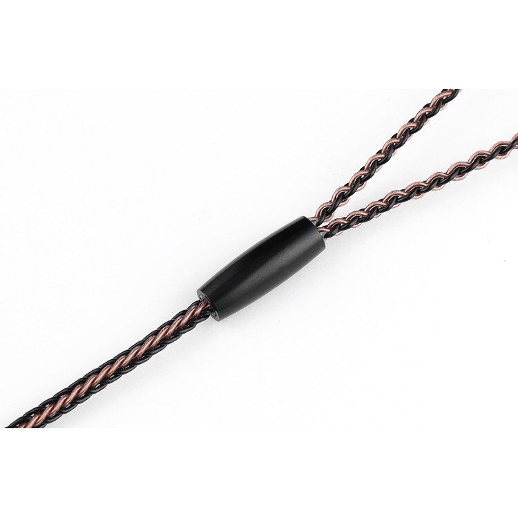 聲音特色： 冷凍版單晶銅+鍍銀混編線材，不僅擁有單晶銅線材的低頻能量，聲底沉穩配合銀線的高頻優勢，細膩飄逸，解析力強;聲音更加甜美，純淨，通透自然平穩溫暖而大氣。 台灣公司貨，保固三個月