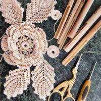 塔雅“諾曼第蕾絲刺繡拼布群