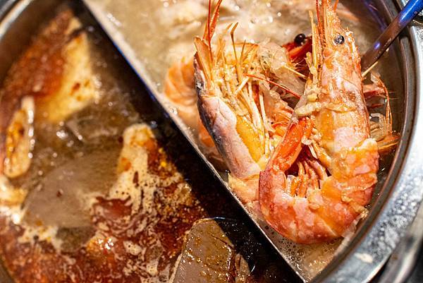 【台北美食】嗨蝦蝦吃到飽火鍋店-超過１００種不同食材、不同餐點無限量吃到飽的日式火鍋店