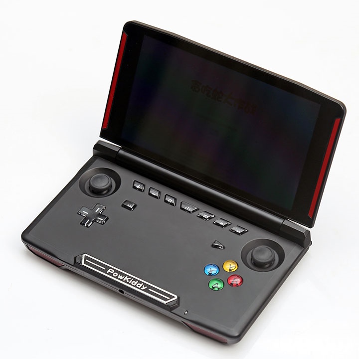 PowKiddy X18掌上型遊戲機，電競造型搭Android 7作業系統
