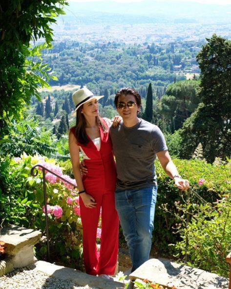 10 Foto Luna Maya dan Reino Rayakan Lebaran dengan Berlibur ke Italia