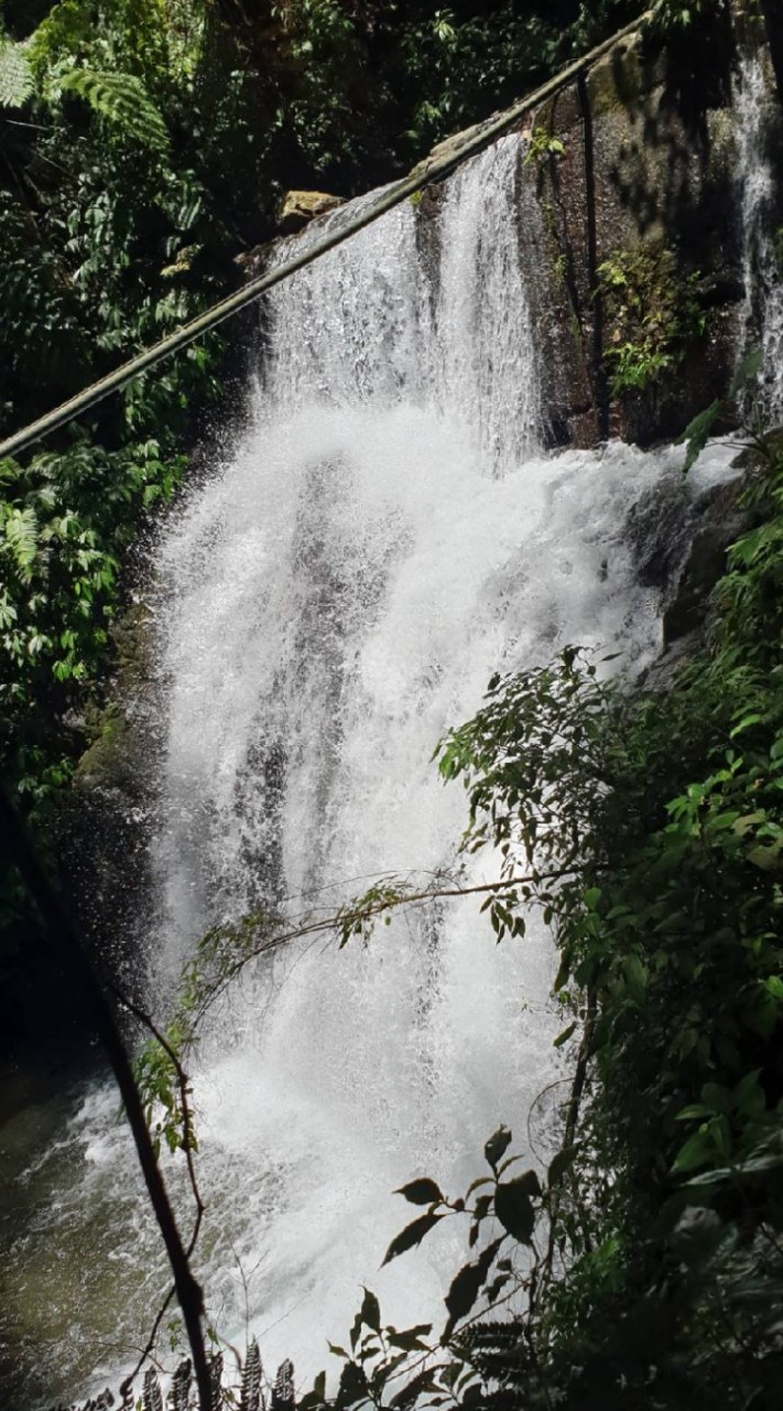 雪山翠池登山隊